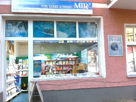 Unser Reisebüro von vorne aus gesehen